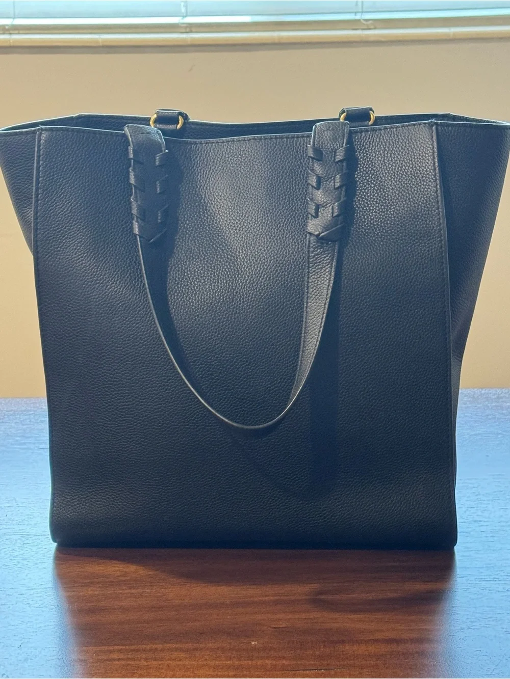 Authentic Tory Burch Taylor Pebbled Leather Tote in Black